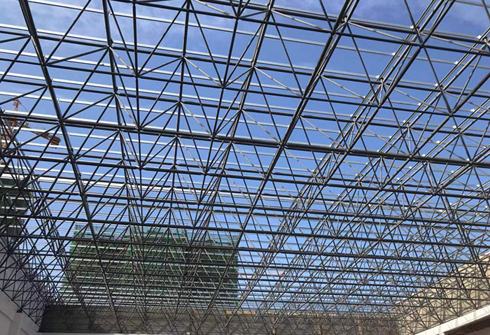 延边管桁架结构在高速公路等桥梁工程中的应用分析